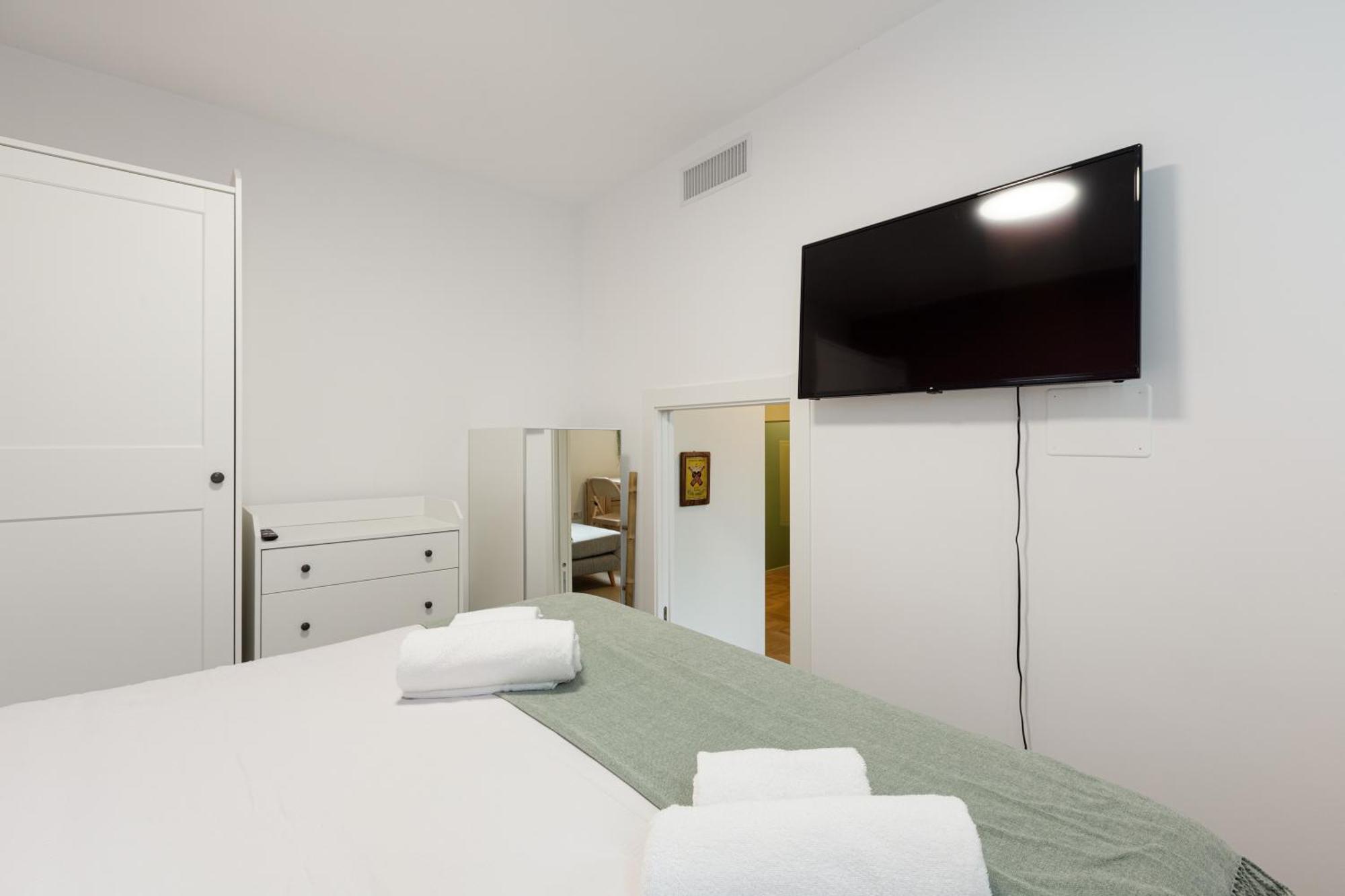 Insubria Park - Pastel Color Apartment! Milano Eksteriør billede